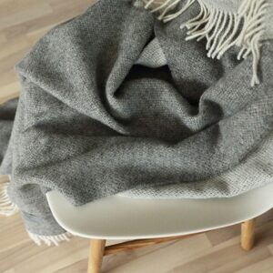 Volnena deka WoolMe 130x200 Roberto steel grey