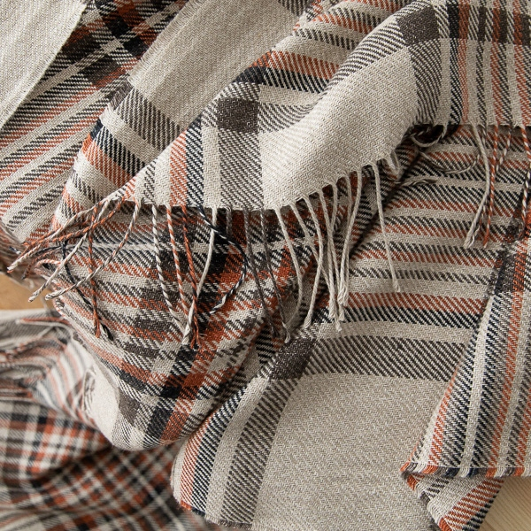 Lanena deka 130x180 karo nat/črna Lanena deka 130x180 karo nat/črna