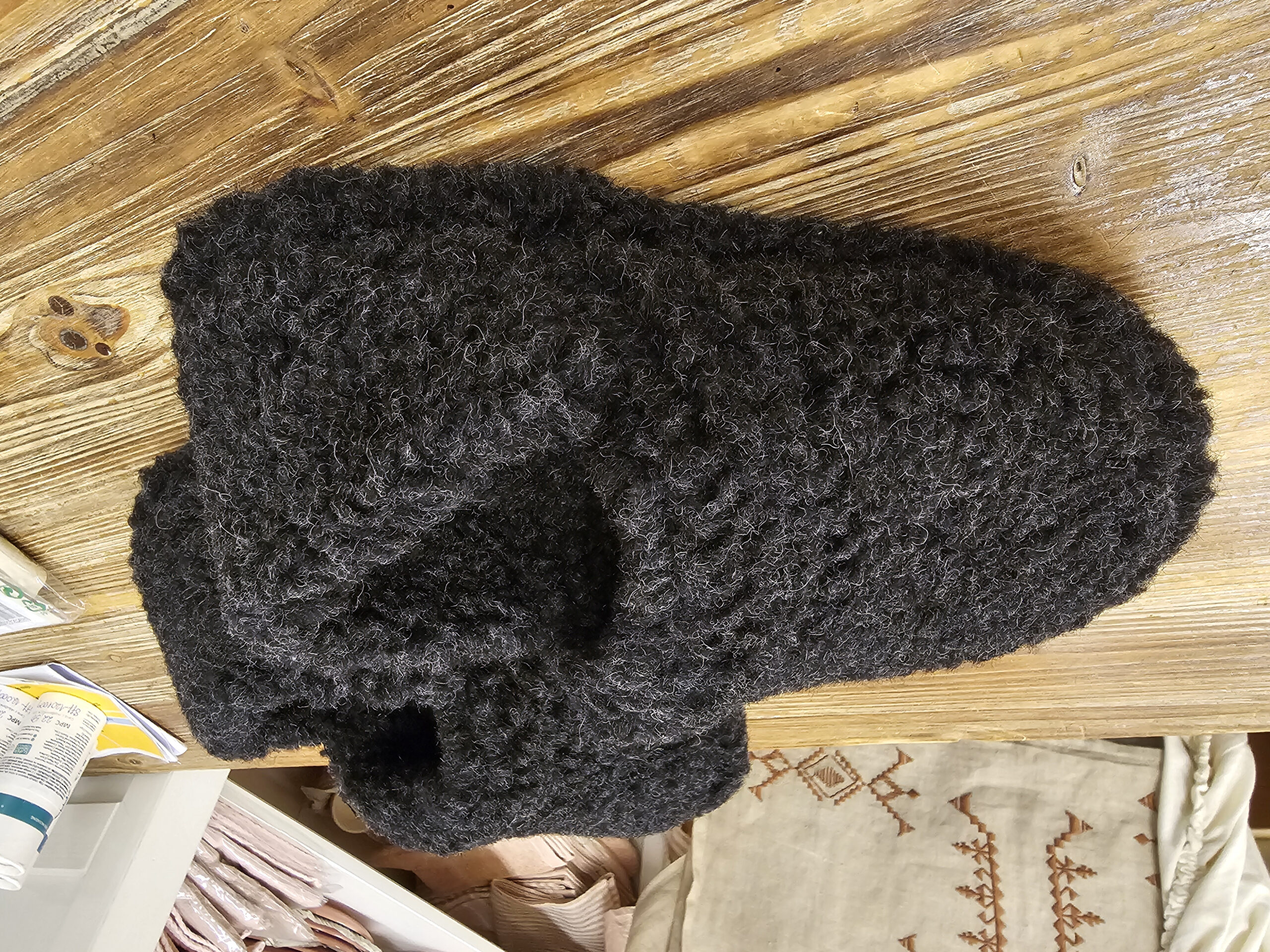 Copati iz 100% kosmatene volne t.sivi, nizki, več velikosti Copati iz 100% kosmatene volne t.sivi, nizki, več velikosti