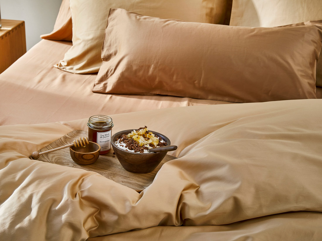 Jogi rjuha ekološki bombaž saten CARAMEL več dimenzij Jogi rjuha ekološki bombaž saten CARAMEL več dimenzij