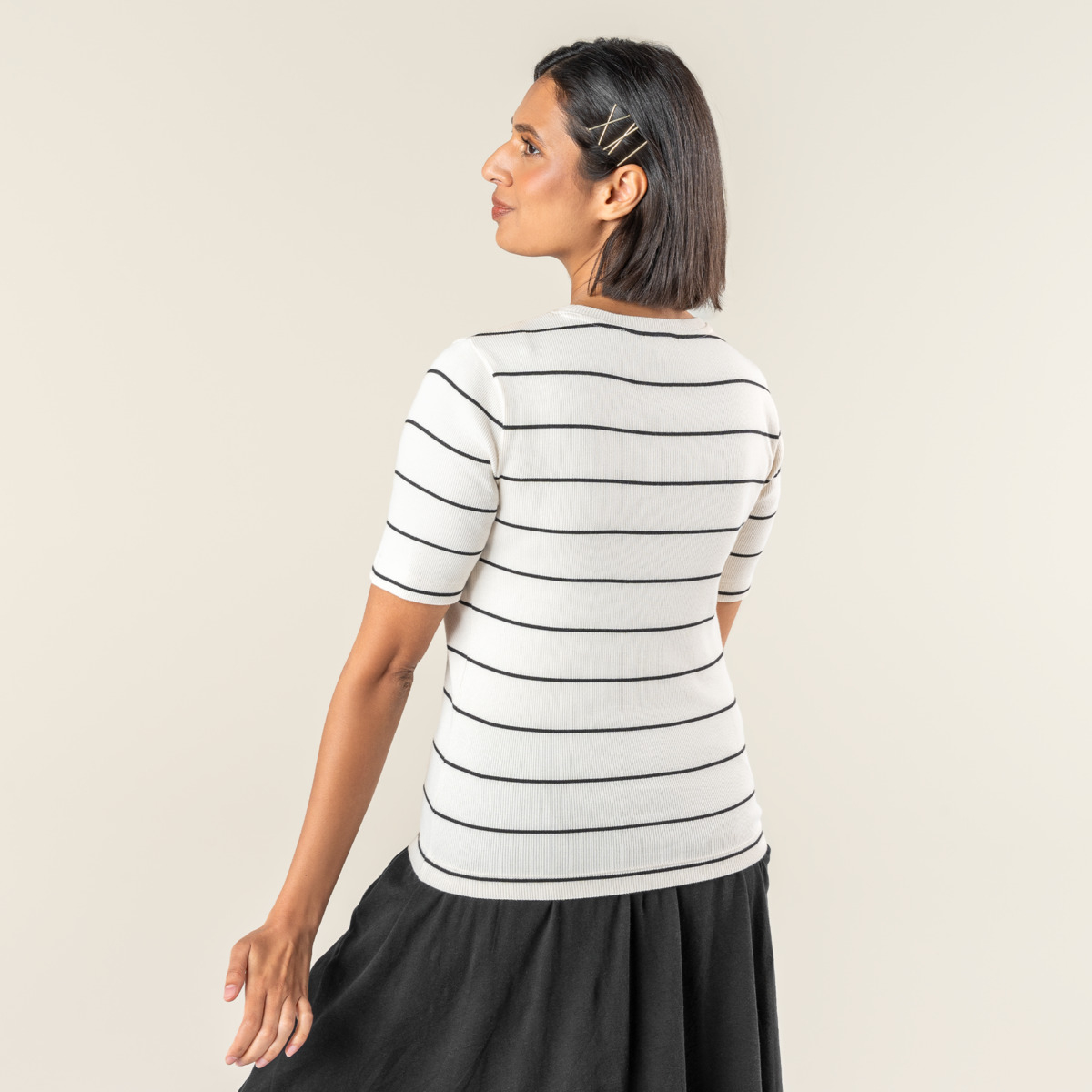 Ženska majica KR iz 100% eko bombaža črte ČRNA S,M Ženska majica KR iz 100% eko bombaža črte ČRNA S,M