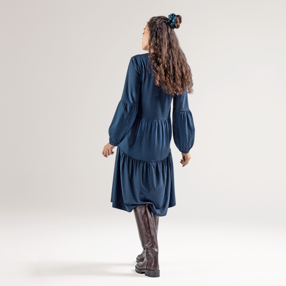 Ženska obleka 52% ekološki bombaž, viskoza bambus MODRA S,M Ženska obleka 52% ekološki bombaž, viskoza bambus MODRA S,M