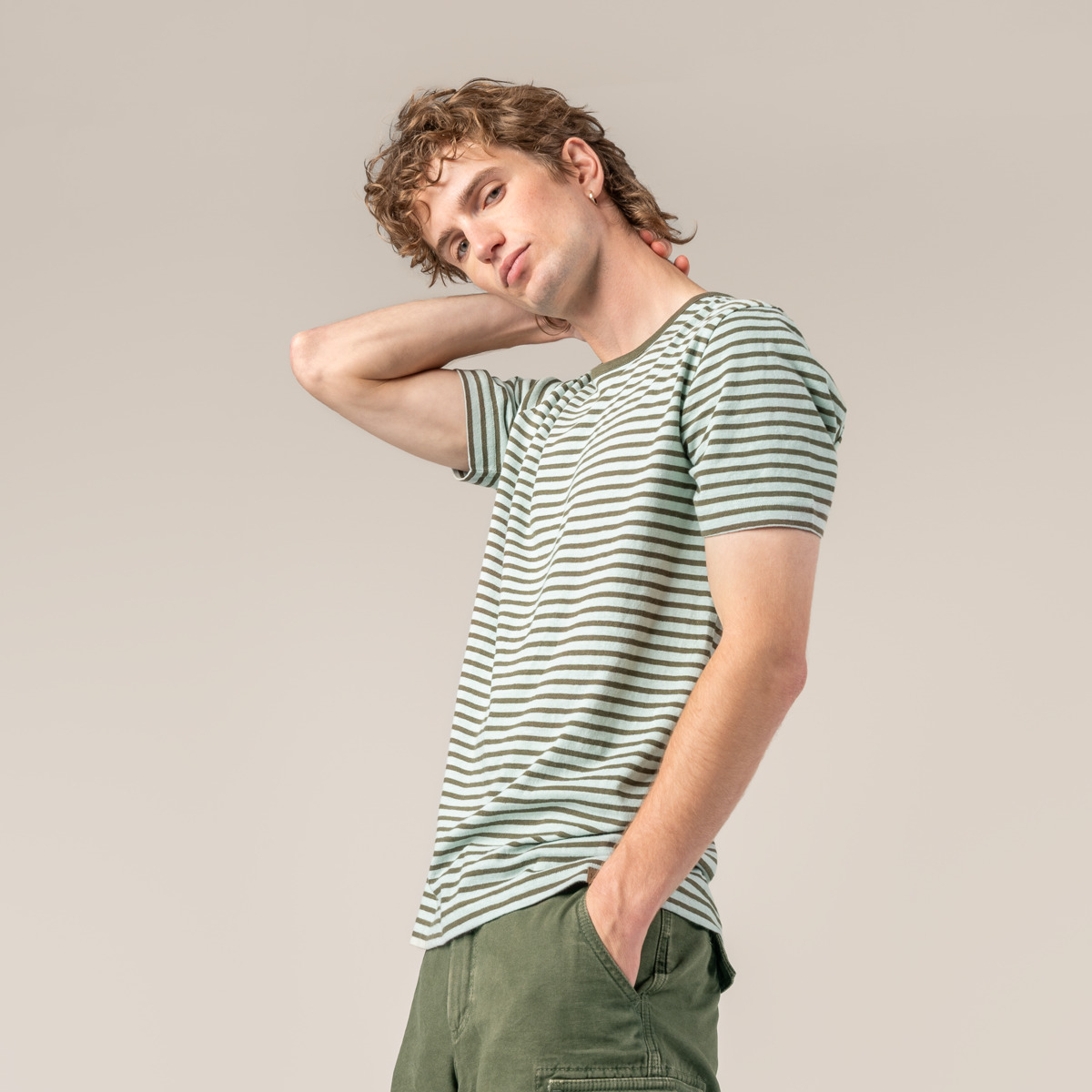 Moška majica KR eko bombaž, lan ZELENA črtasta M Moška majica KR eko bombaž, lan ZELENA črtasta M