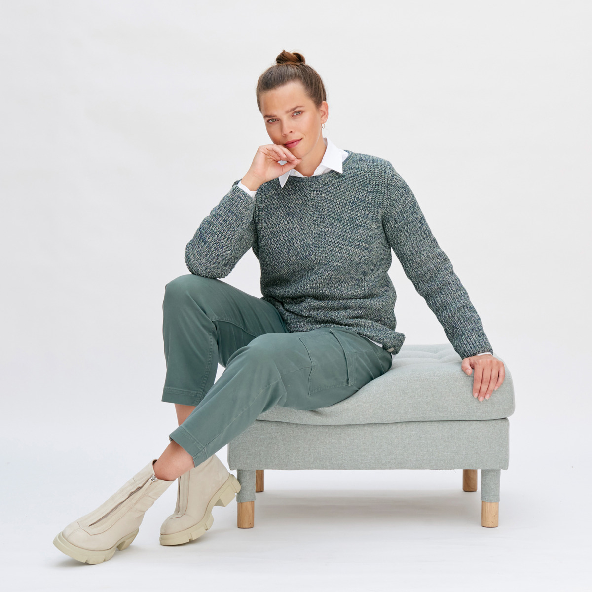 Ženske hlače eko bombaž ZELENE različne vel. Ženske hlače eko bombaž ZELENE različne vel.