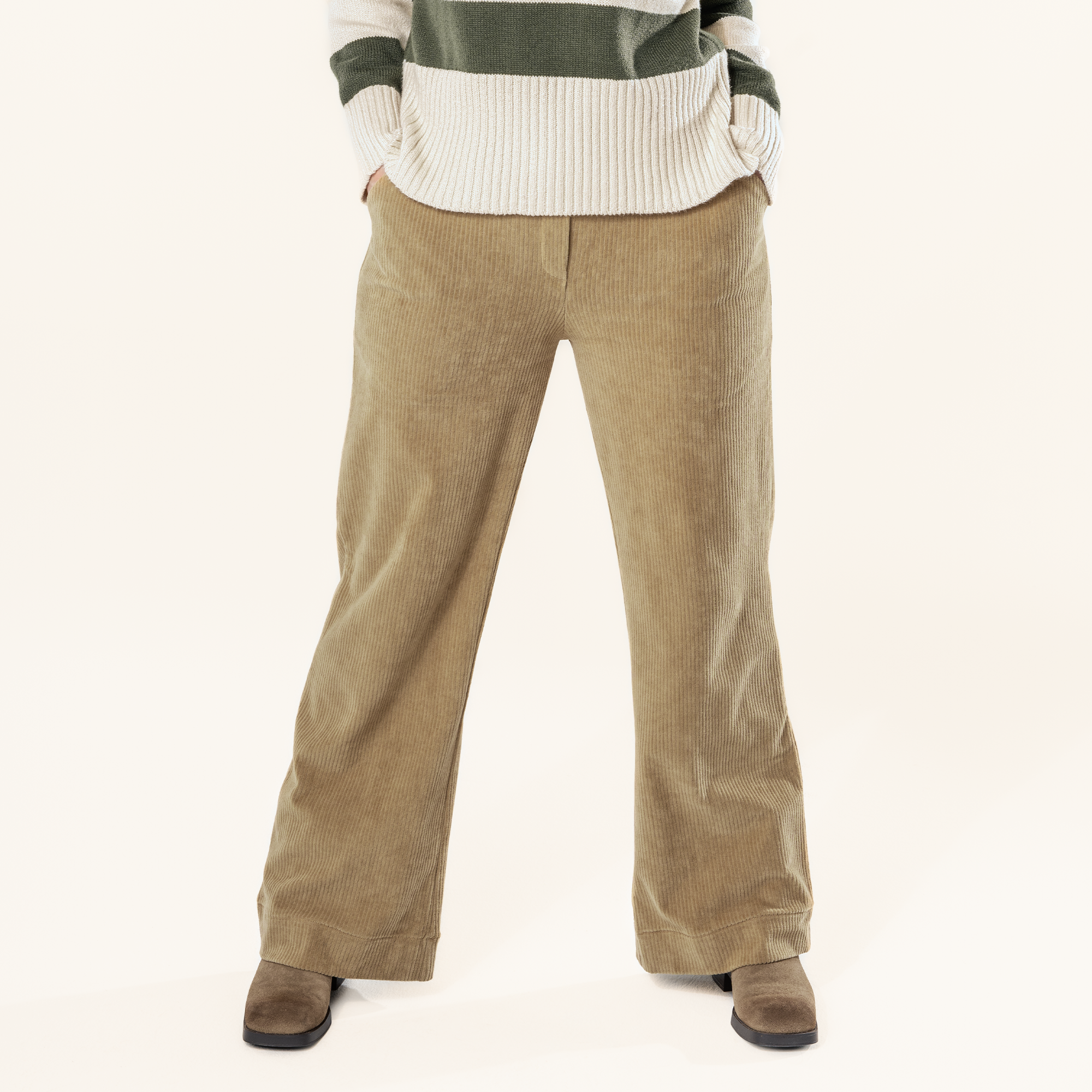 Ženske žametne hlače 100% eko bombaž BEIGE L Ženske žametne hlače 100% eko bombaž BEIGE L