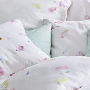 Posteljnina Blutenblatter saten, več dimenzij Posteljnina Blutenblatter saten, več dimenzij