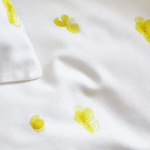 Posteljnina Butterblume saten, več dimenzij