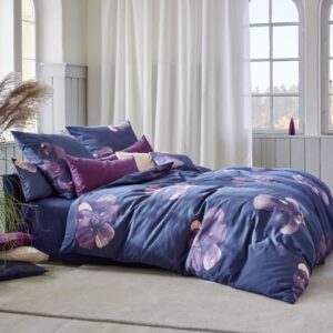 Posteljnina Dunkle Anemone saten, več dimenzij Posteljnina Dunkle Anemone saten, več dimenzij