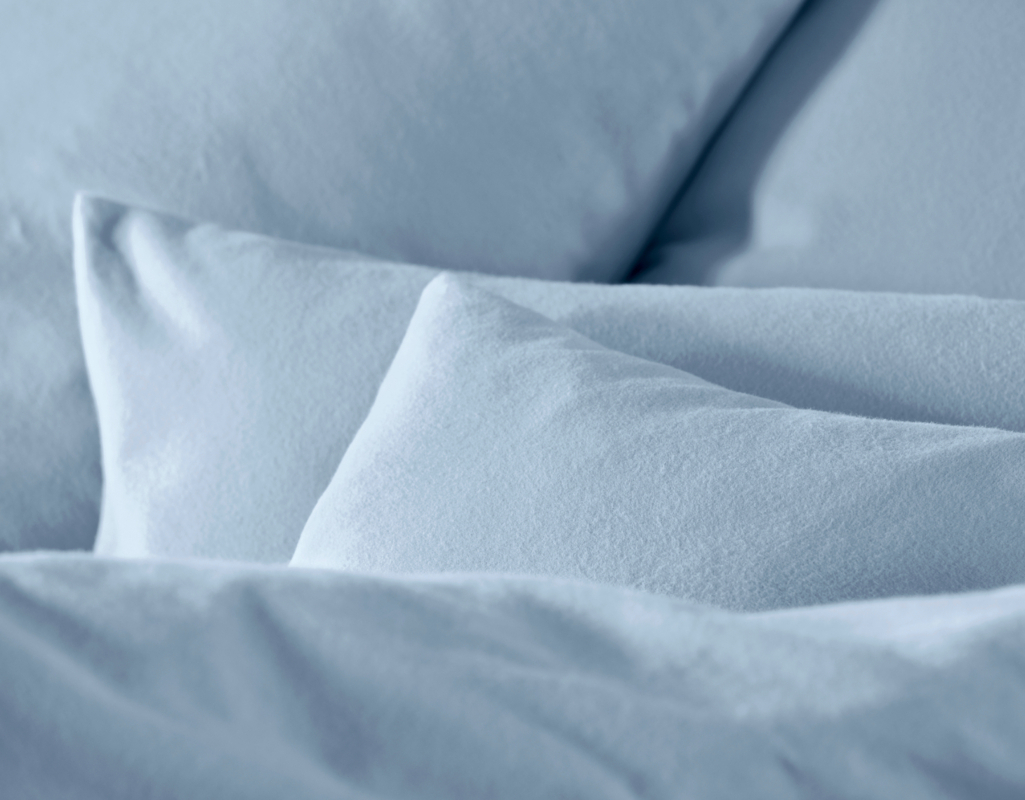 Posteljnina flanela perlblau razl.dim. Posteljnina flanela perlblau razl.dim.