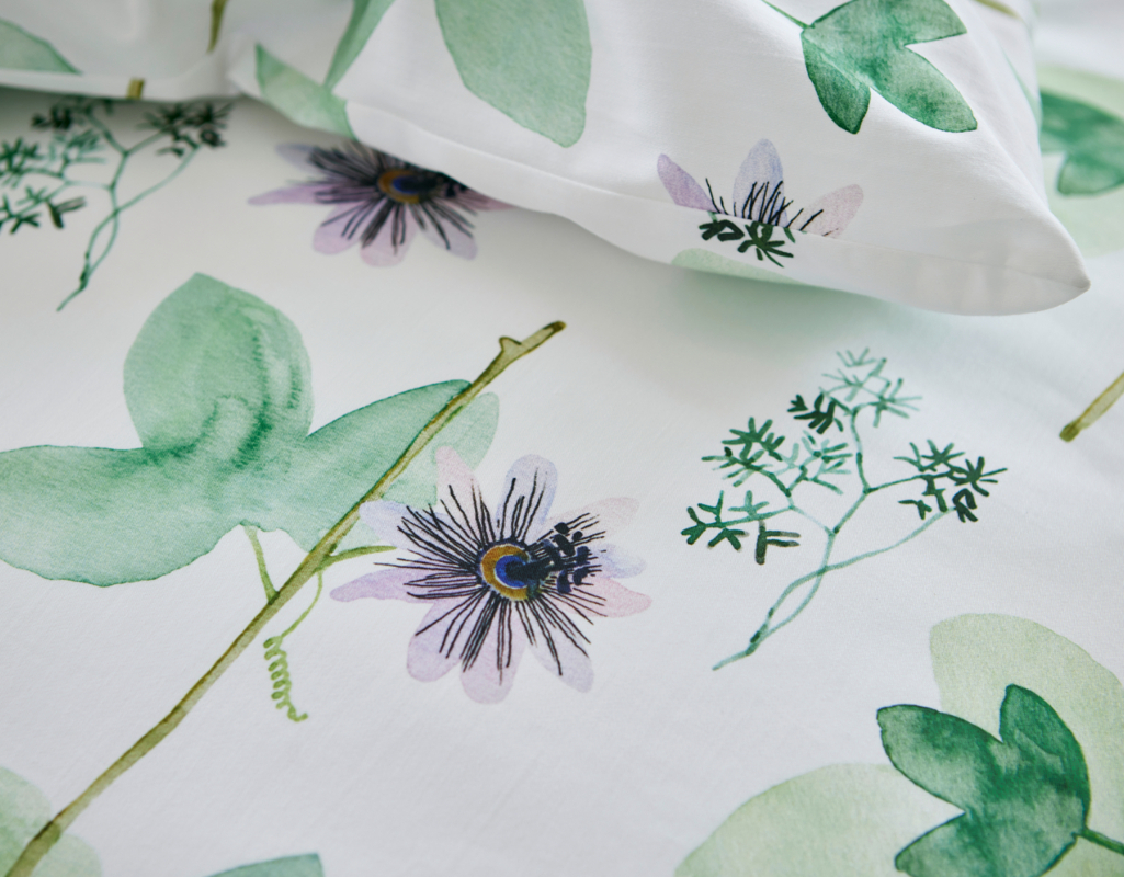 Posteljnina Grune saten, več dimenzij Posteljnina Grune saten, več dimenzij