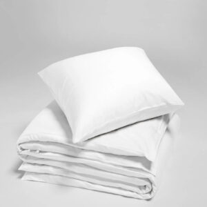 Posteljnina eko saten bombaž 240x220 snežno bela Posteljnina eko saten bombaž 240x220 snežno bela