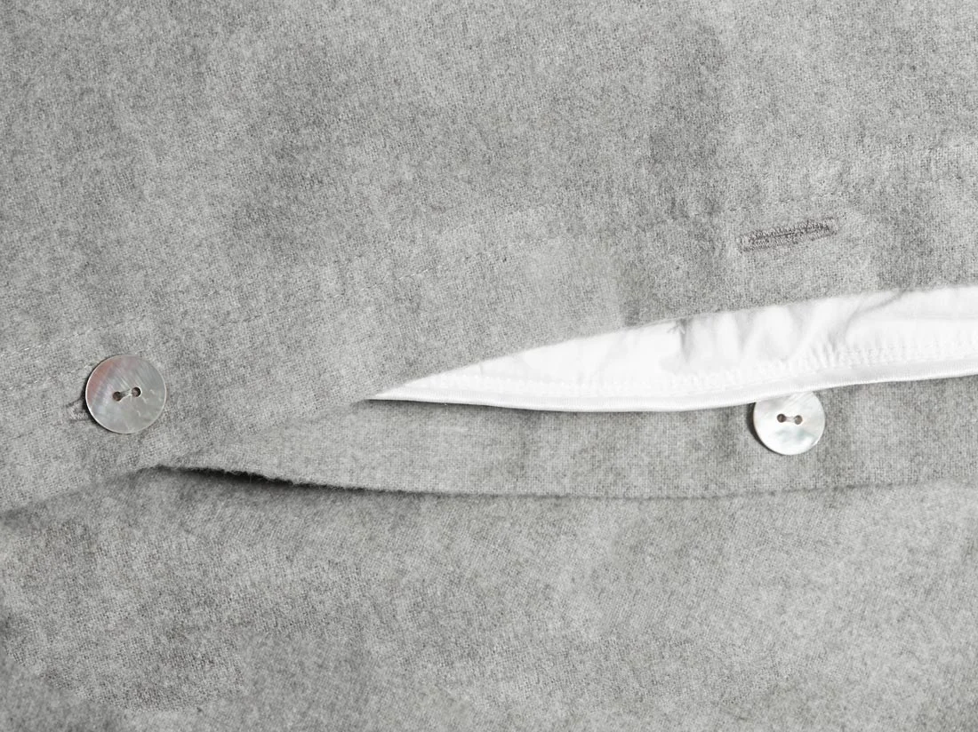 Posteljnina flanela light grey razl.dim. Posteljnina flanela light grey razl.dim.