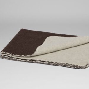 Mehka deka iz 100% merino volne white/chestnut 150x220