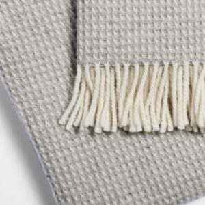 Mehka pletena deka iz 100% merino volne grey 150x210