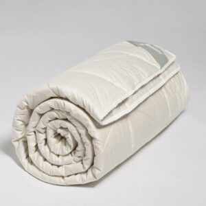 Poletna odeja iz lanu