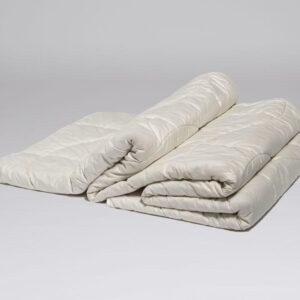 Poletna odeja iz lanu