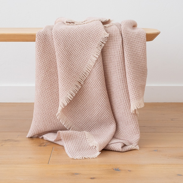 Merino volnena odeja 130x180 Lil ROZA Merino volnena odeja 130x180 Lil ROZA