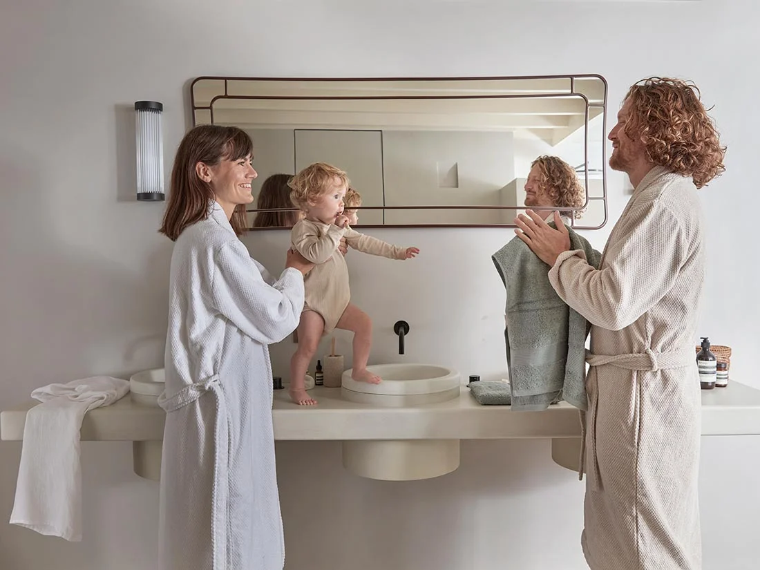 Kopalni plašč ekološki bombaž dots BEL Kopalni plašč ekološki bombaž dots BEL