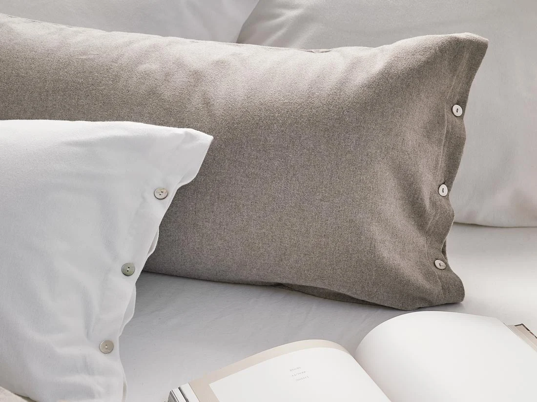 Posteljnina flanela stone brown razl.dim. Posteljnina flanela stone brown razl.dim.