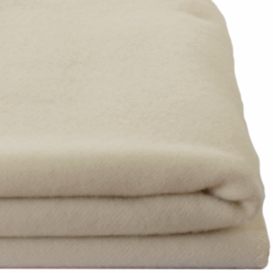 Otroška odeja 100% ovčja volna INN velur NATUR dve dim. Otroška odeja 100% ovčja volna INN velur NATUR dve dim.