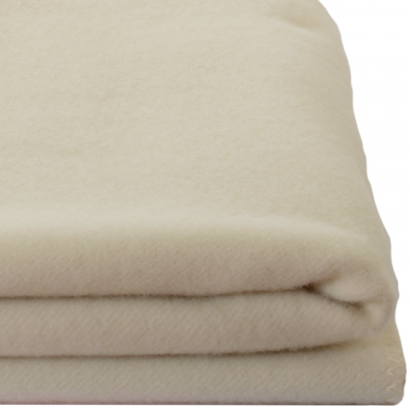 Otroška odeja 100% ovčja volna INN velur NATUR dve dim. Otroška odeja 100% ovčja volna INN velur NATUR dve dim.