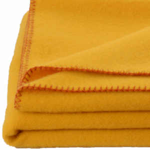 Otroška odeja 100% ovčja volna INN velur RUMENA dve dim. Otroška odeja 100% ovčja volna INN velur RUMENA dve dim.