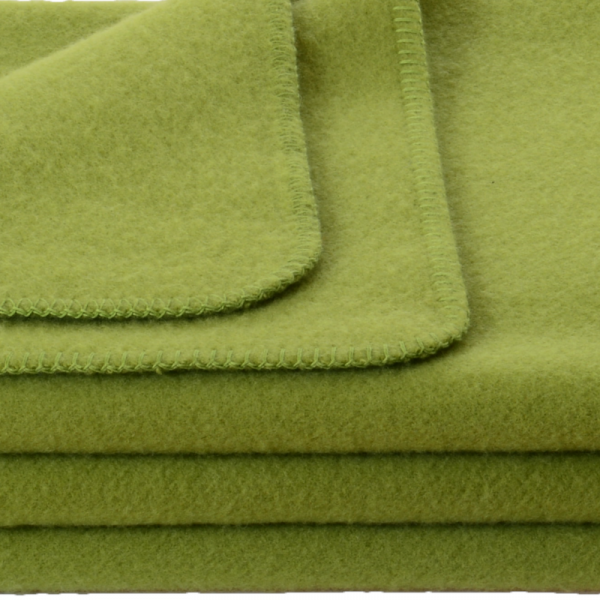 Volnena odeja INN velur kiwi 150x200 Volnena odeja INN velur kiwi 150x200