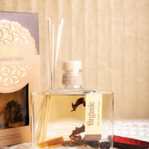 Dišava za prostor s paličicami Palo Santo in Cedra 150 ml.