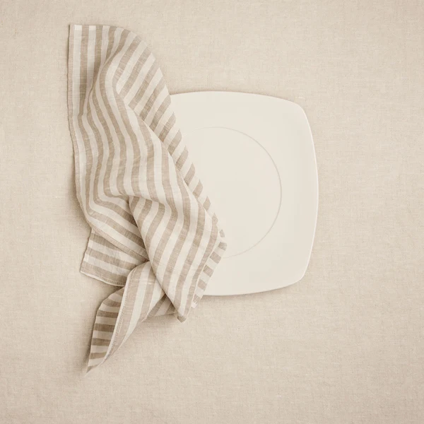 Prtiček lan crtast n42x42 Prtiček lan crtast n42x42