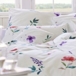 Posteljnina Blumenwiese saten, več dimenzij Posteljnina Blumenwiese saten, več dimenzij