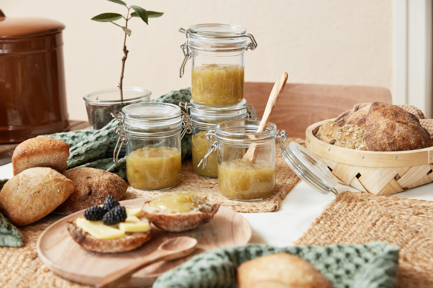 Žlica iz oljčnega lesa Žlica iz oljčnega lesa