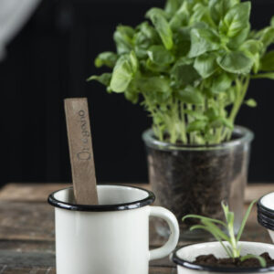 Emajlirana skodelica butter cream Emajlirana skodelica butter cream