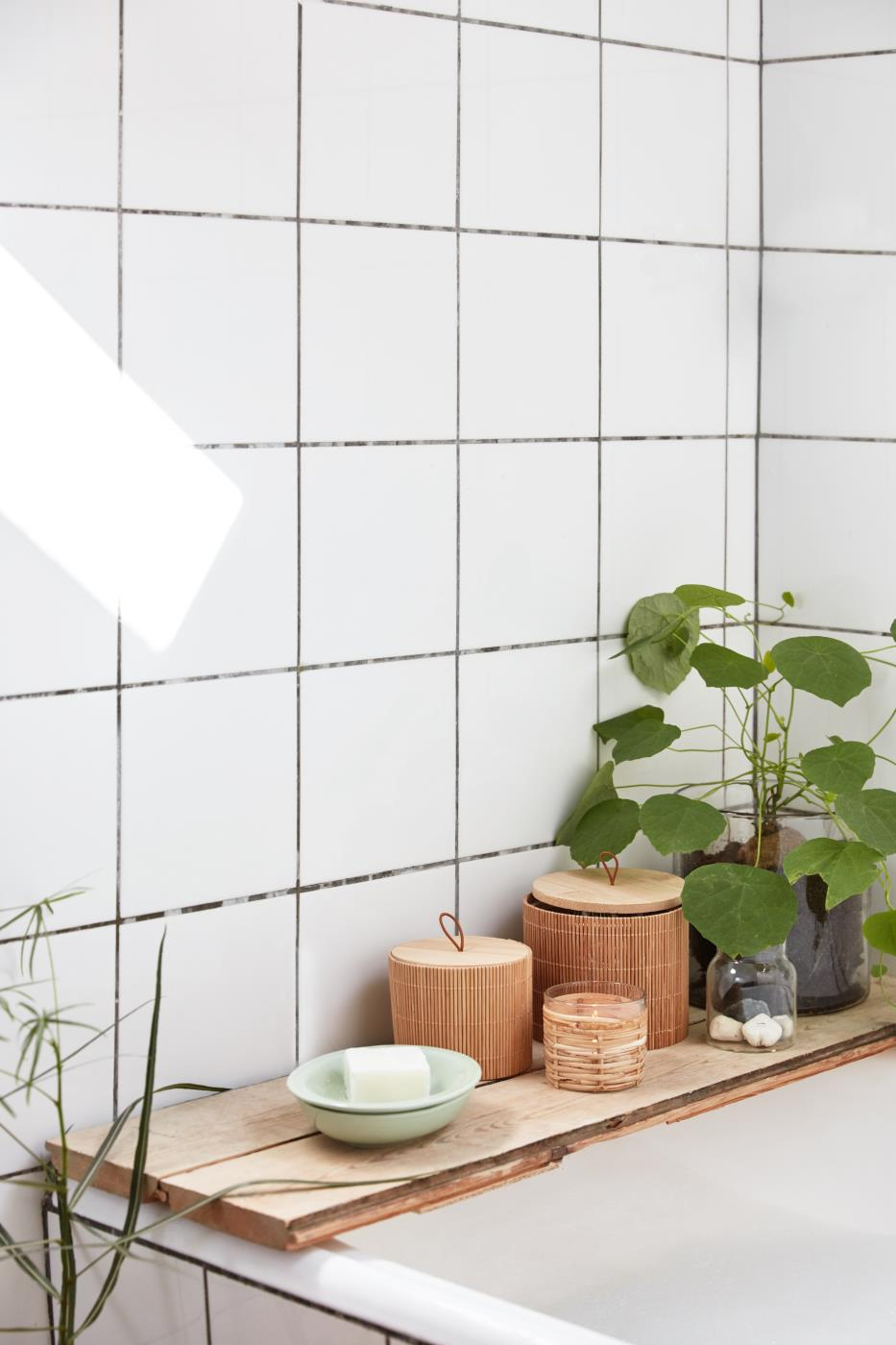 Svečnik steklo ratan Svečnik steklo ratan