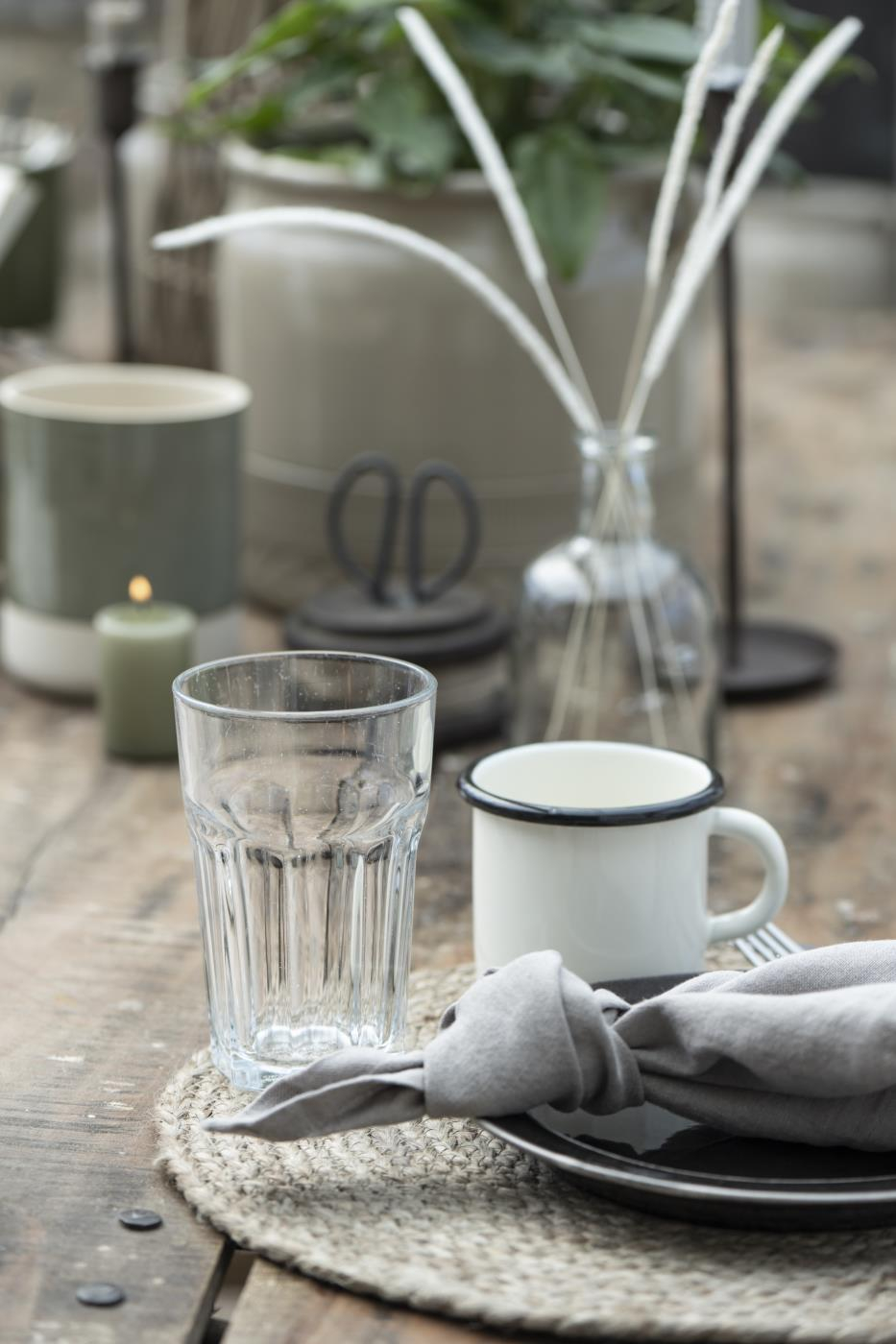 Emajlirana skodelica butter cream Emajlirana skodelica butter cream