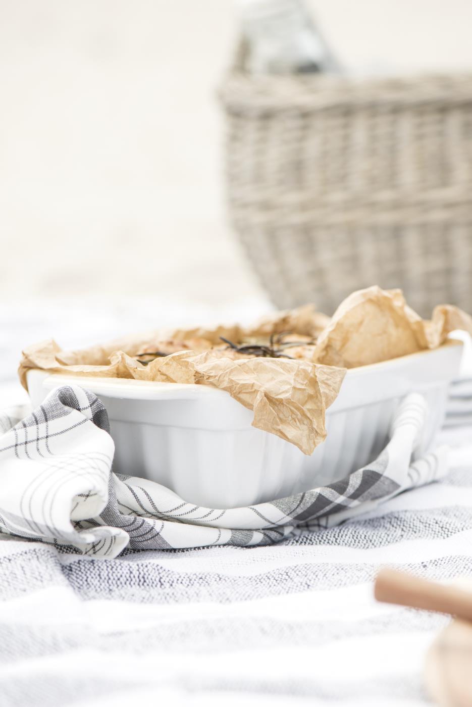 Keramični pekač bel Keramični pekač bel