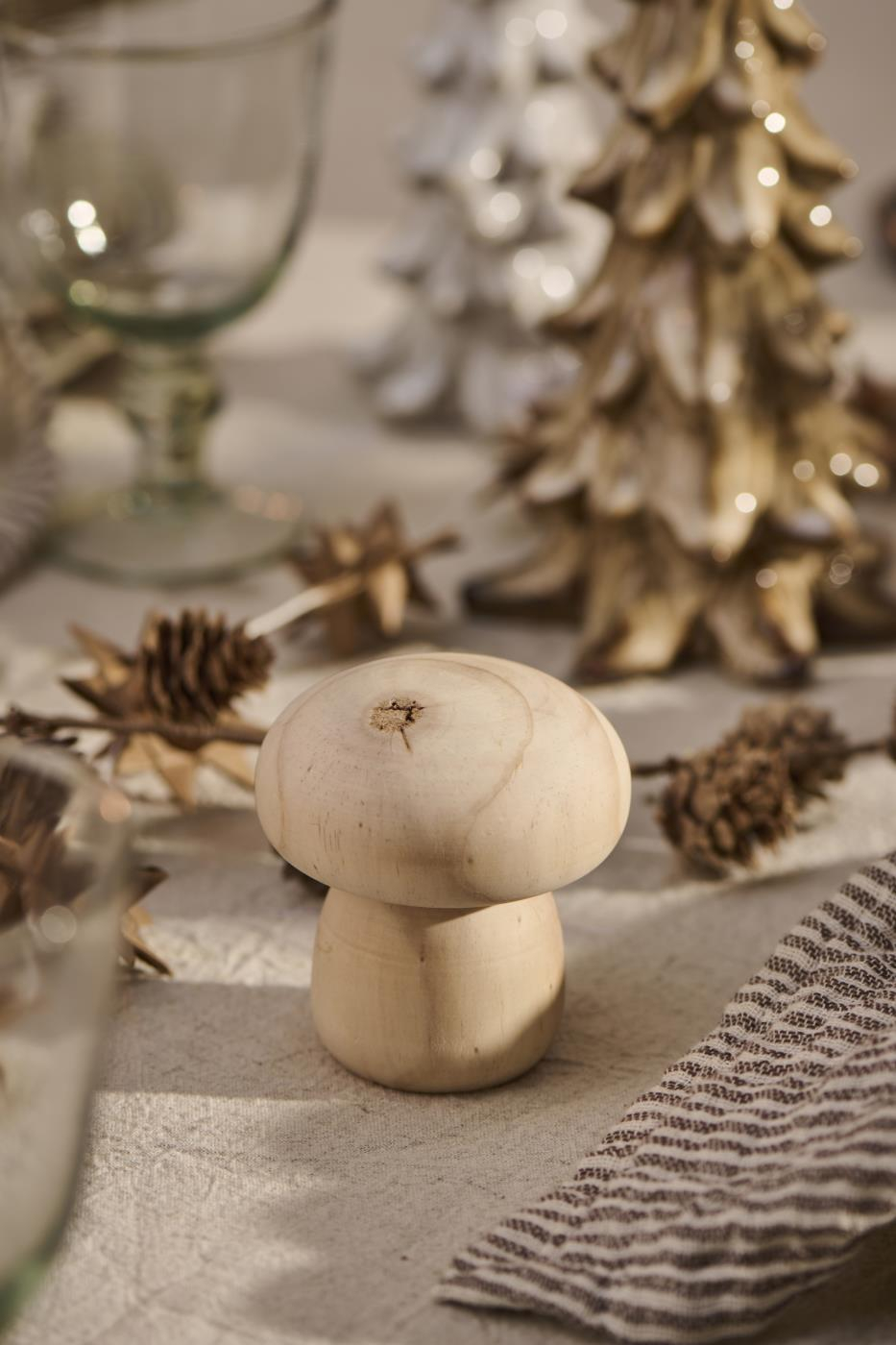 Lesena gobica Lesena gobica