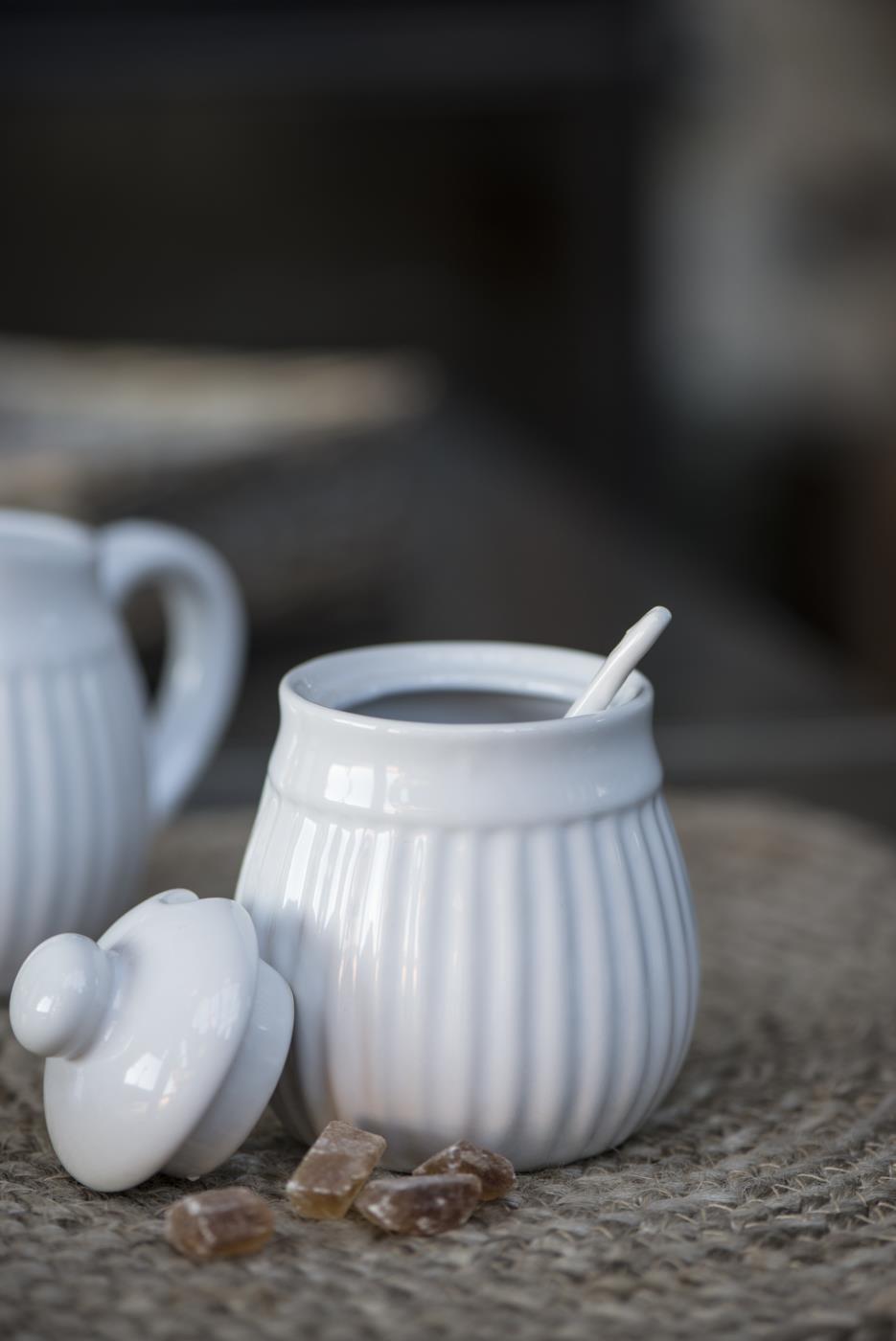 Pogrinjek iz jute Pogrinjek iz jute