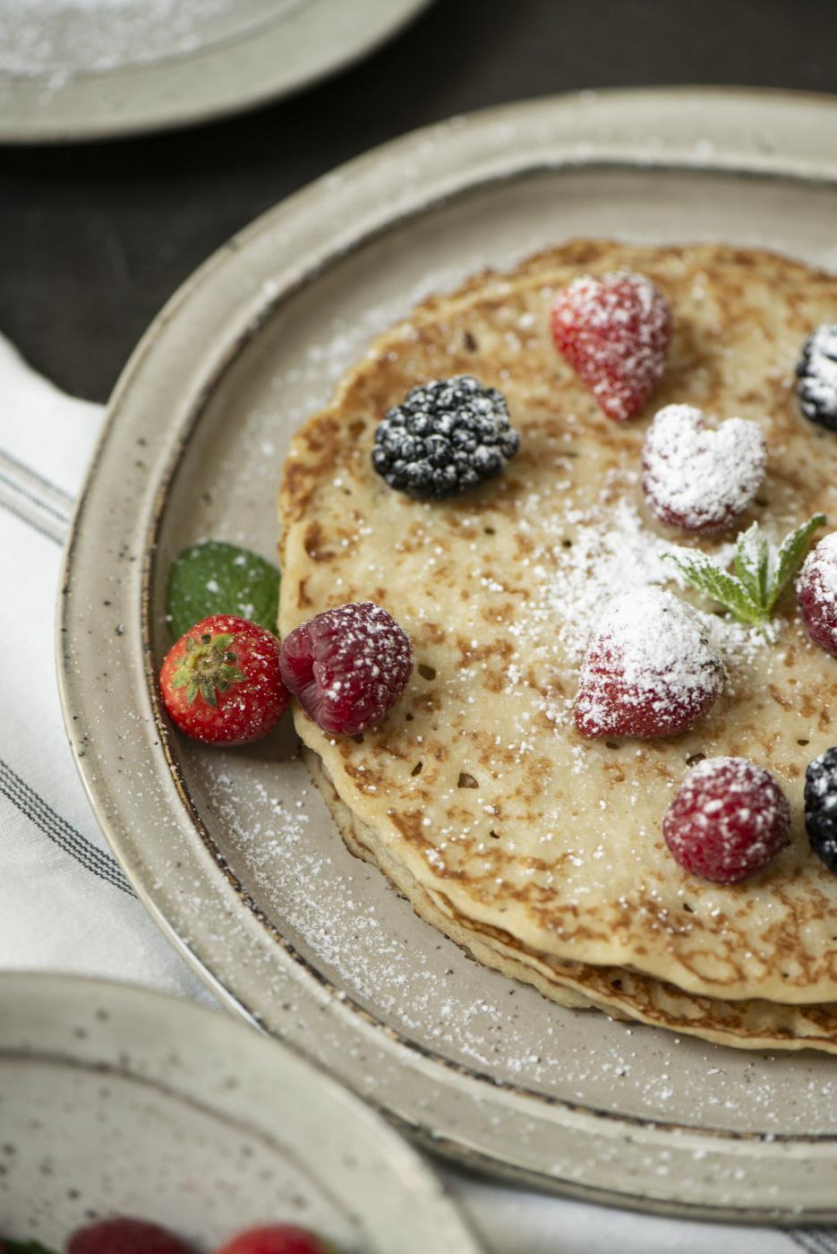 Krožnik nizek večji dinner natur Krožnik nizek večji dinner natur