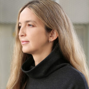 Ženski pulover s kapuco ali brez iz 100% volne temno sive